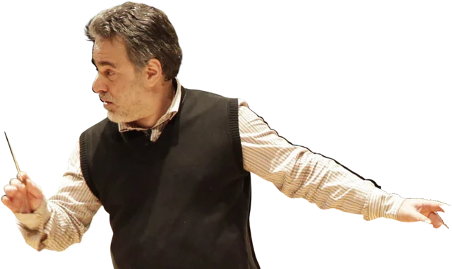 Gabriel Senanes dirigiendo, con las manos levantadas